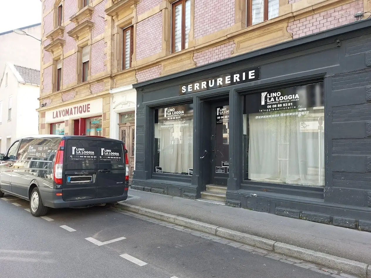 Serrurier-metz-sablon-urgence-déplacement-jour-nuit Atelier de serrurerie Lino La Loggia avec véhicule d'intervention d'urgence au Sablon, Metz